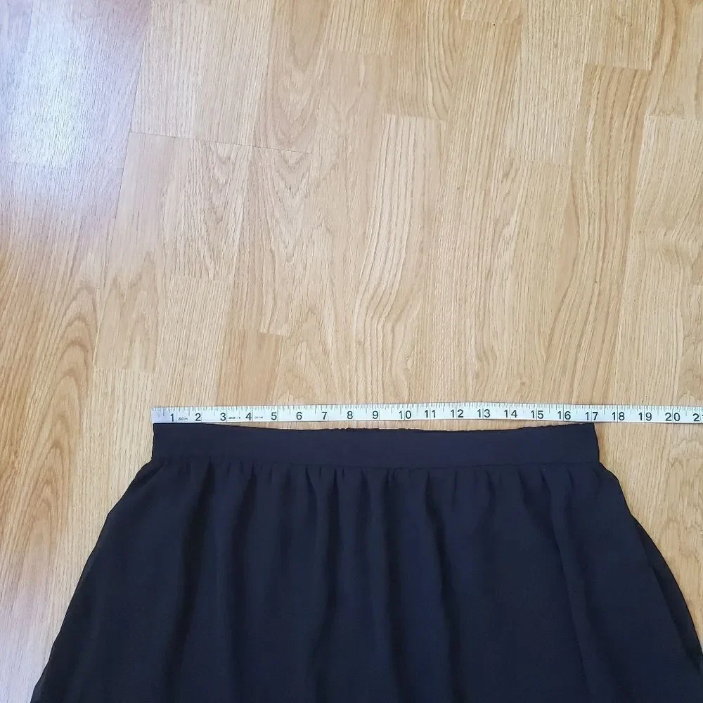 Vince Camuto Tiered Maxi Skirt sz Lg